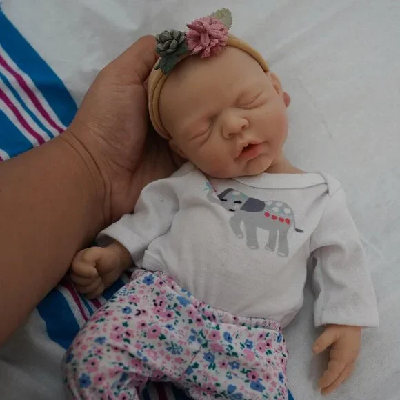 Lifelike Reborn Baby Doll 12 inch Full Silicone Newborn Girl Real Life Baby Doll - Picture 3 of 7